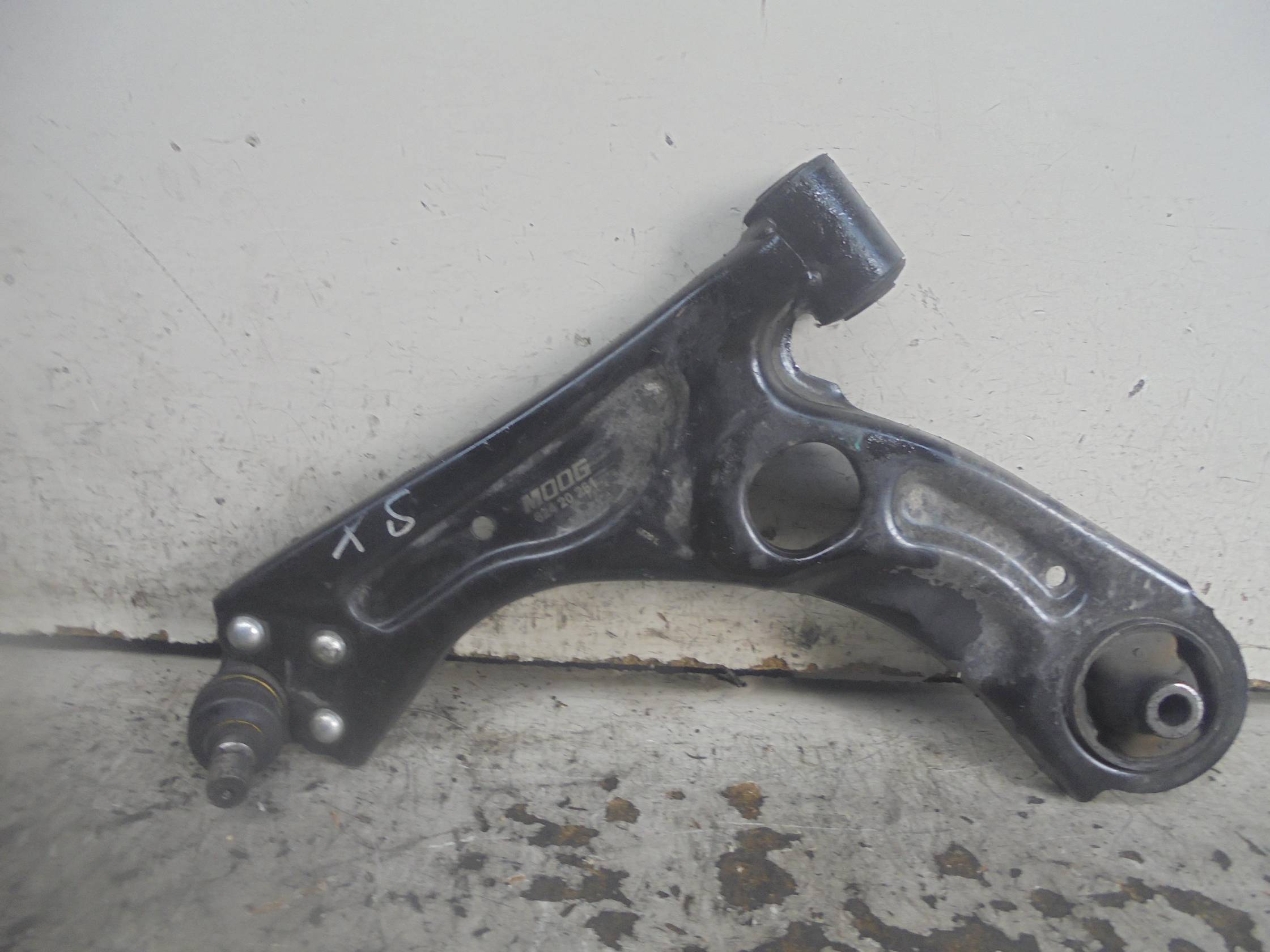 Braccio oscillante sosp. ant. sx.